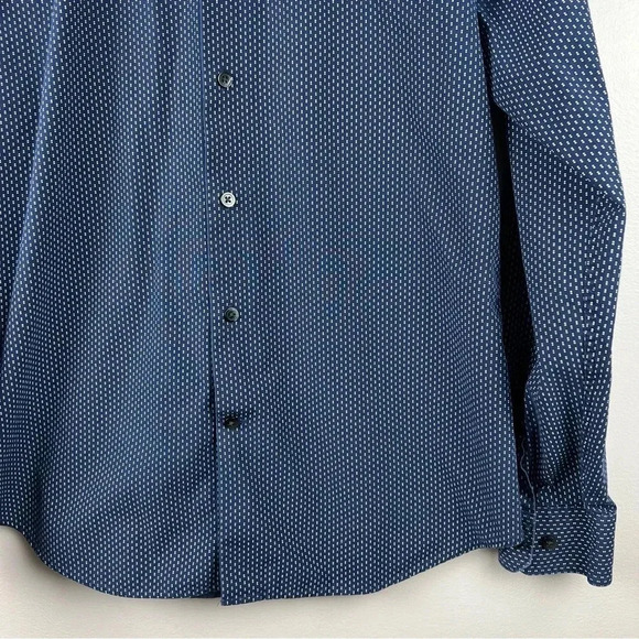 π Expressβ Medium Slim Fit Medium 15-15.5β, Navy Design - Picture 2 of 13